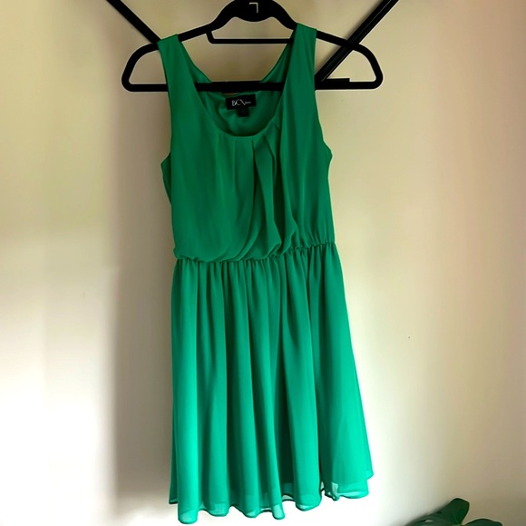 Size Small above the knee green dress - Picture 1 of 4